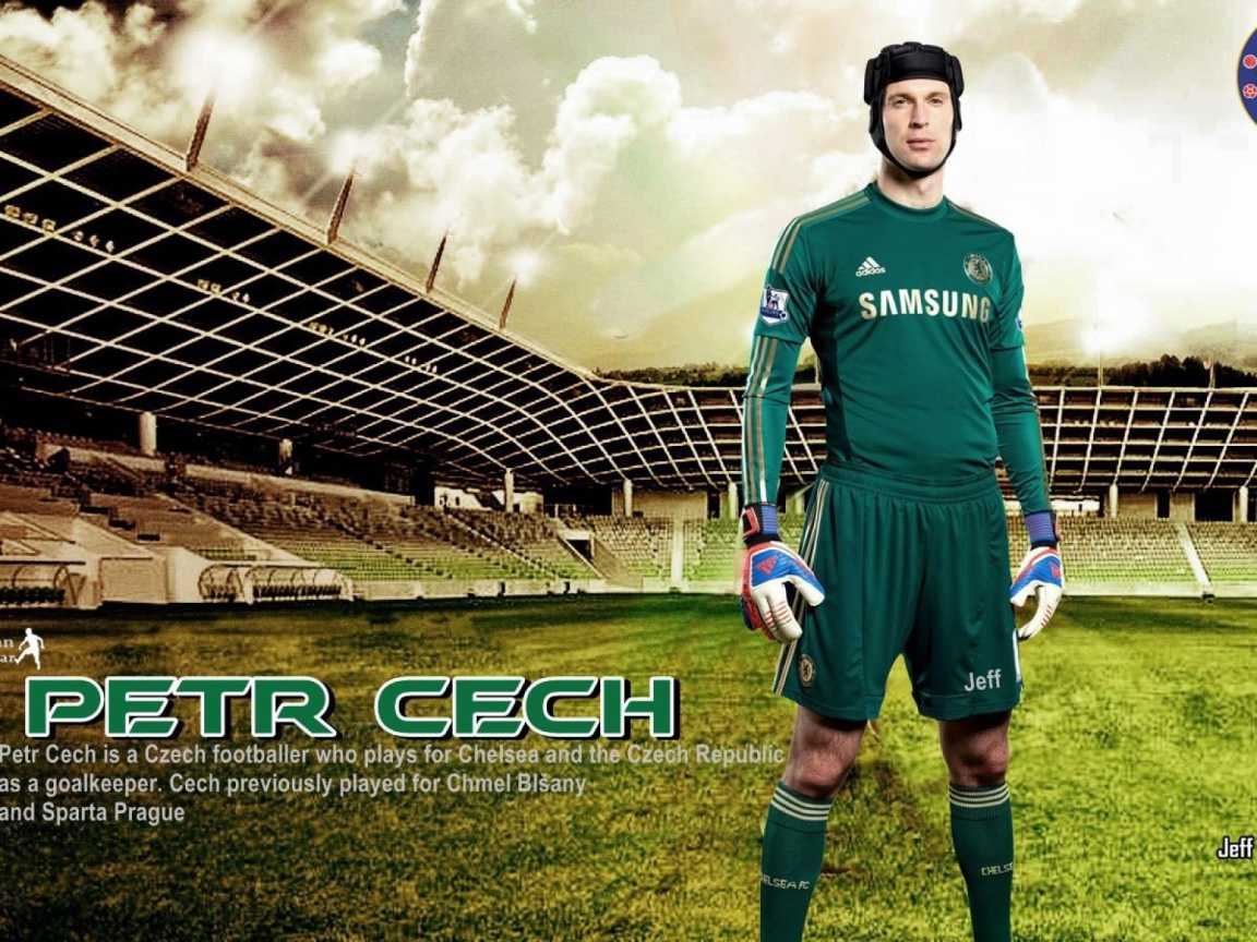 Игрок Челси Петр Чех на поле