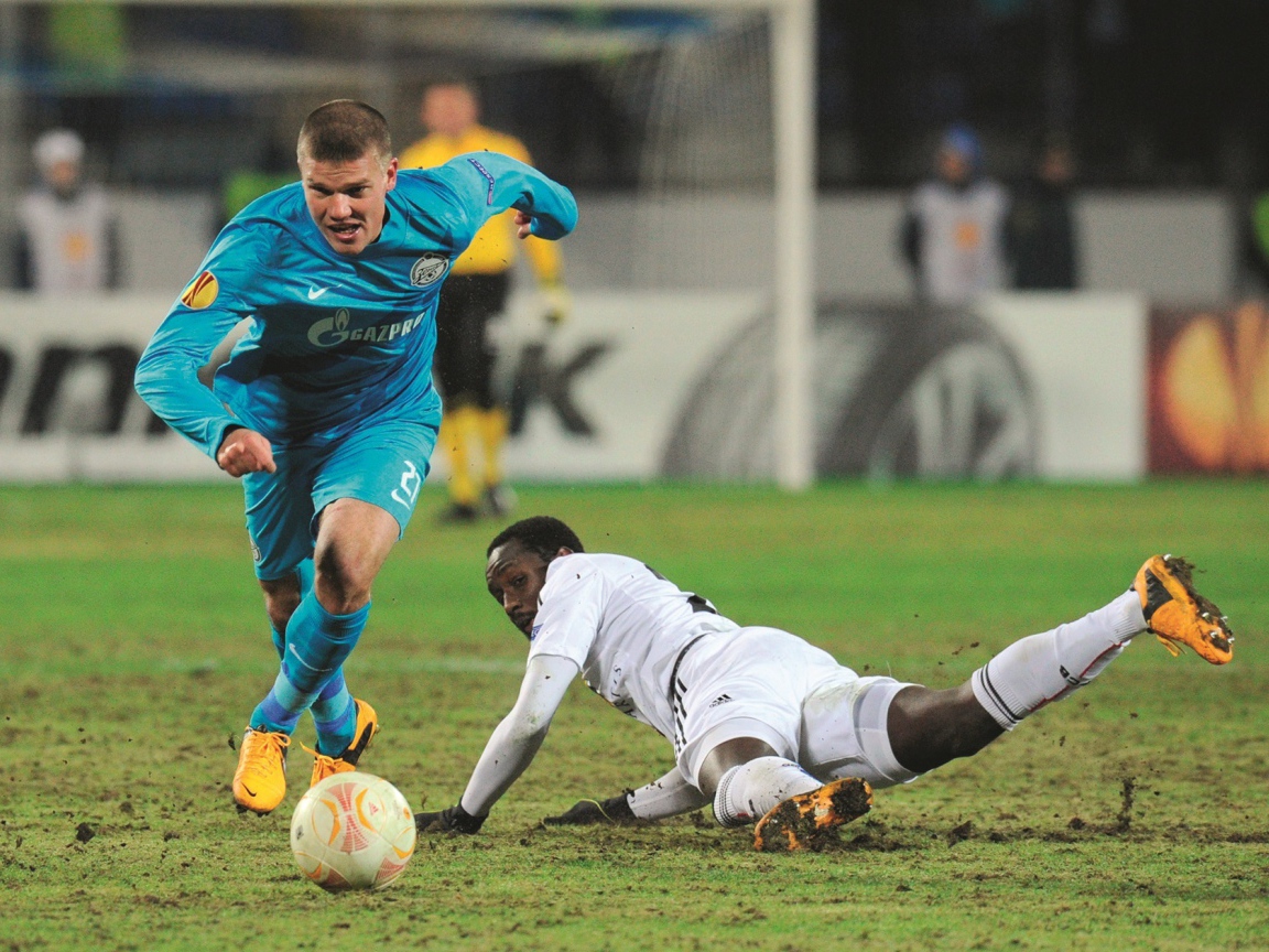 Игрок номер 35 московского ЦСКА Игорь Акинфеев