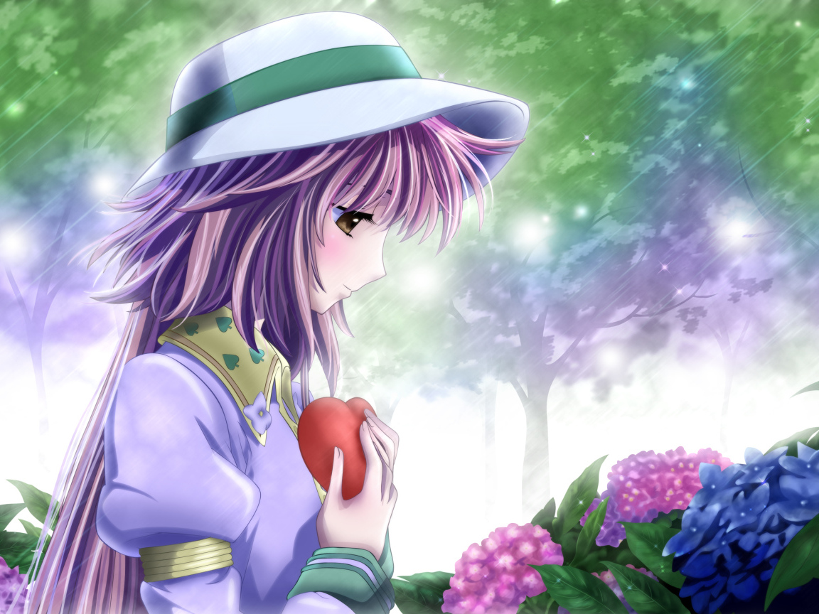 Девочка с сердечком в руках