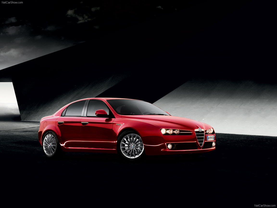 Новая машина Alfa Romeo 159