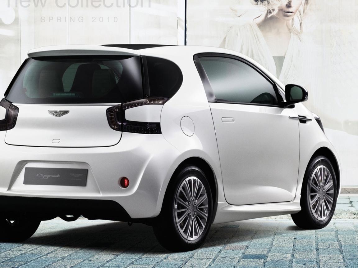 Новый автомобиль Aston Martin cygnet