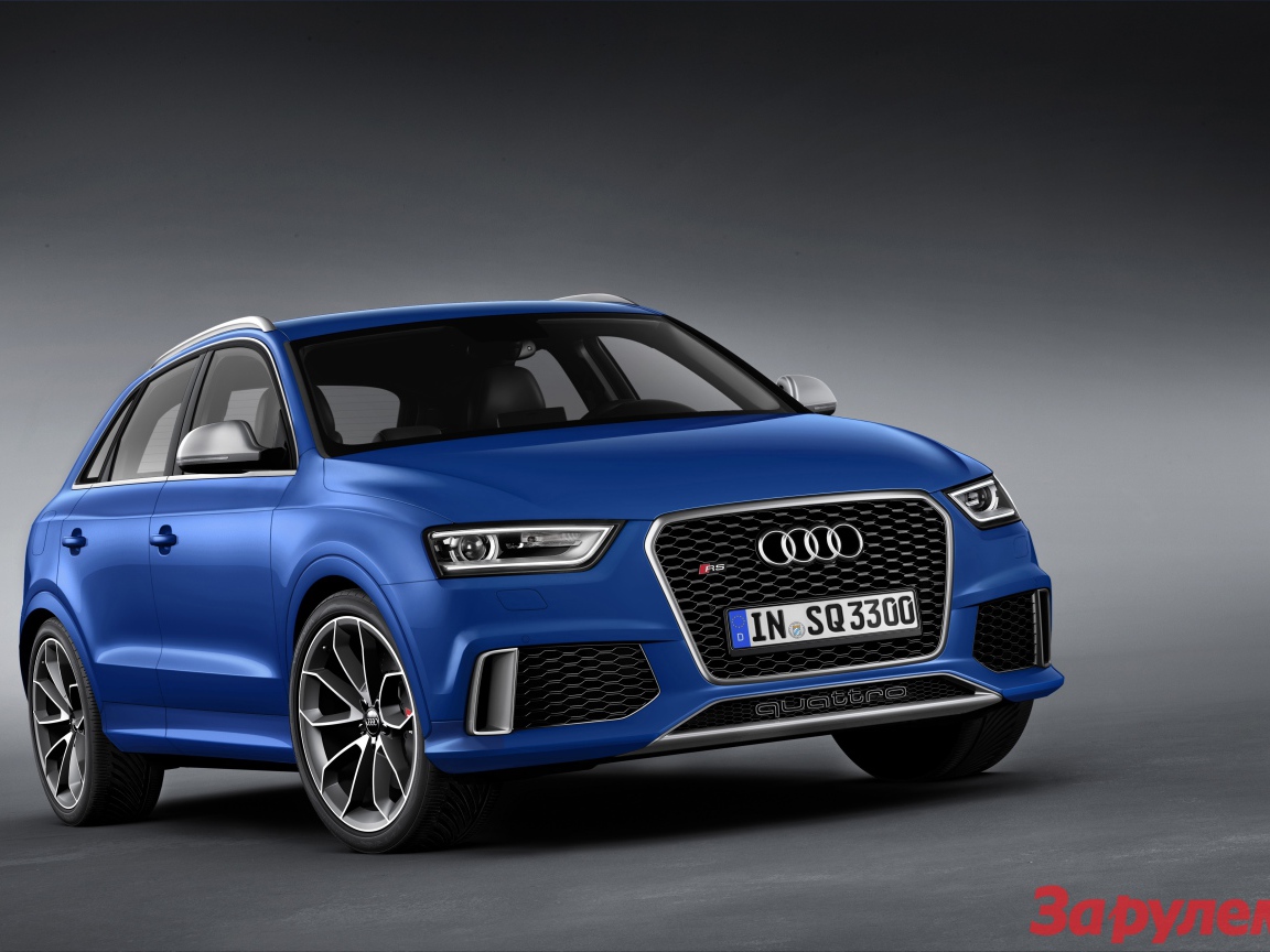 Красивый автомобиль Audi RS Q3 2014 года в Москве