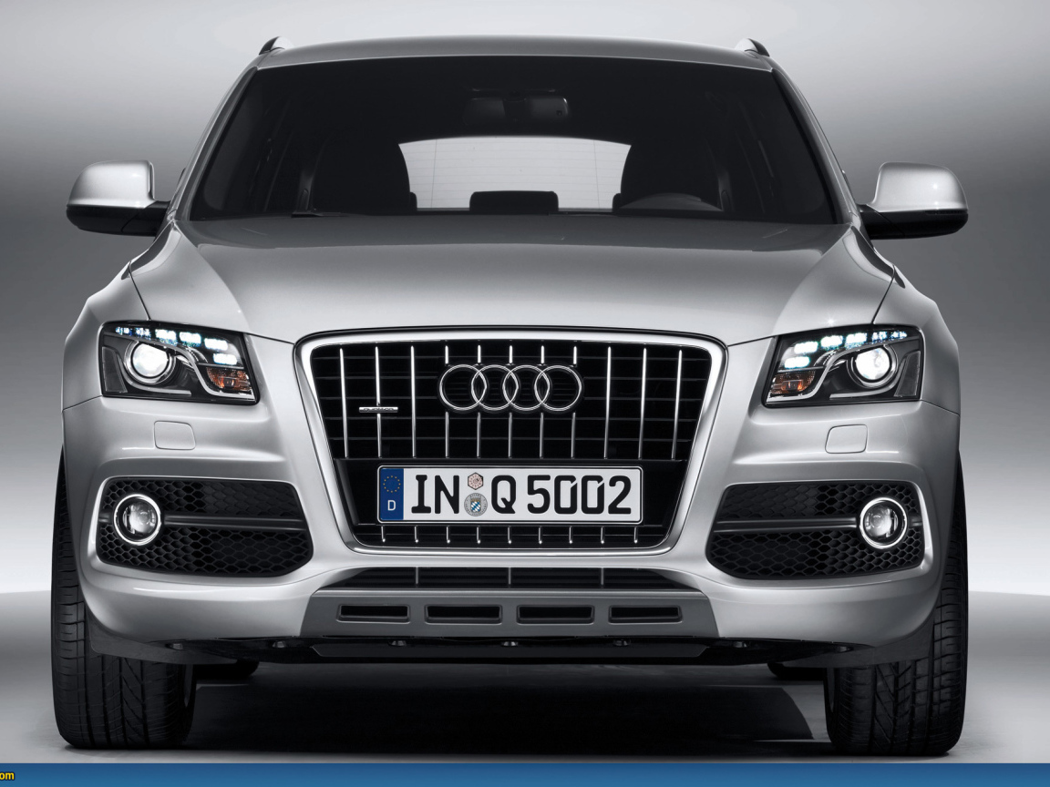 Автомобиль марки Audi модели q5