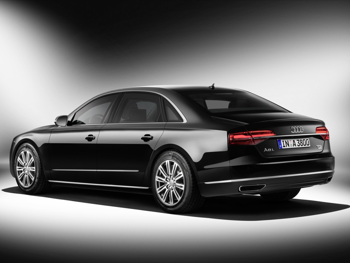 Дизайн автомобиля Audi A8 2014