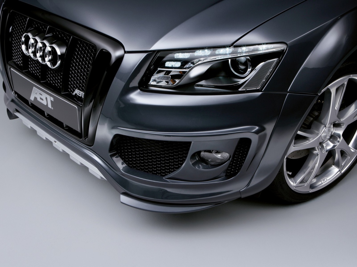 Надежная машина Audi q5