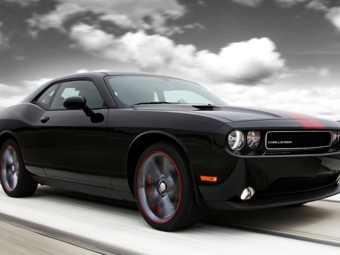 Додж челенджер черный