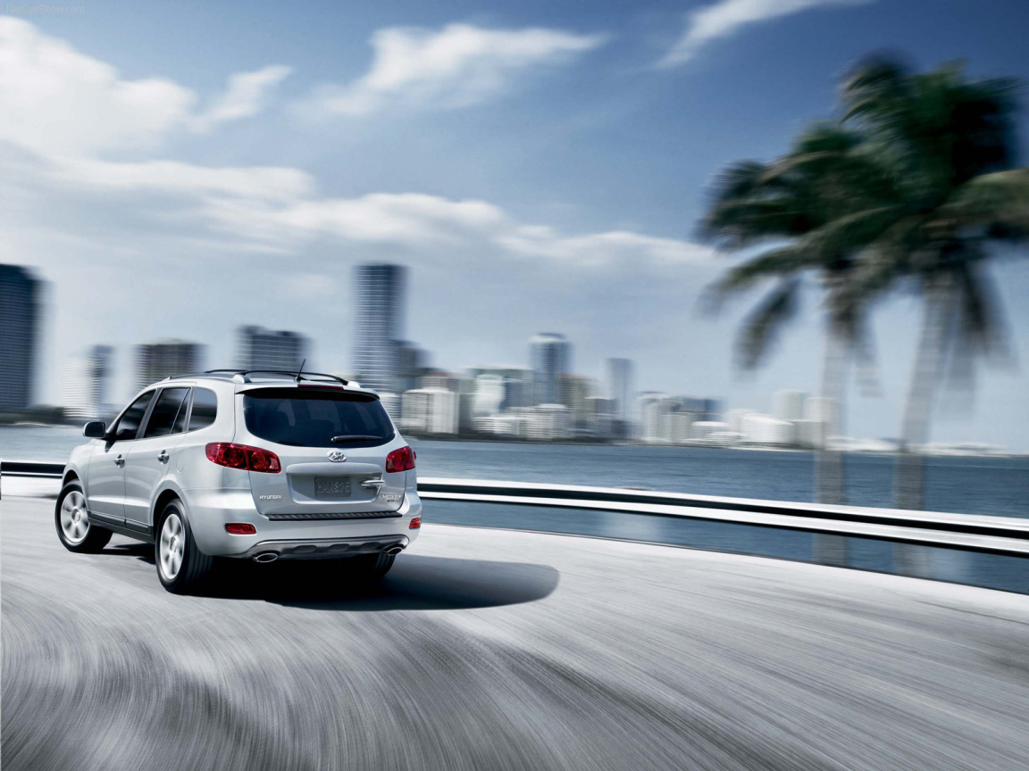  Красивый автомобиль Hyundai Santa fe в Москве