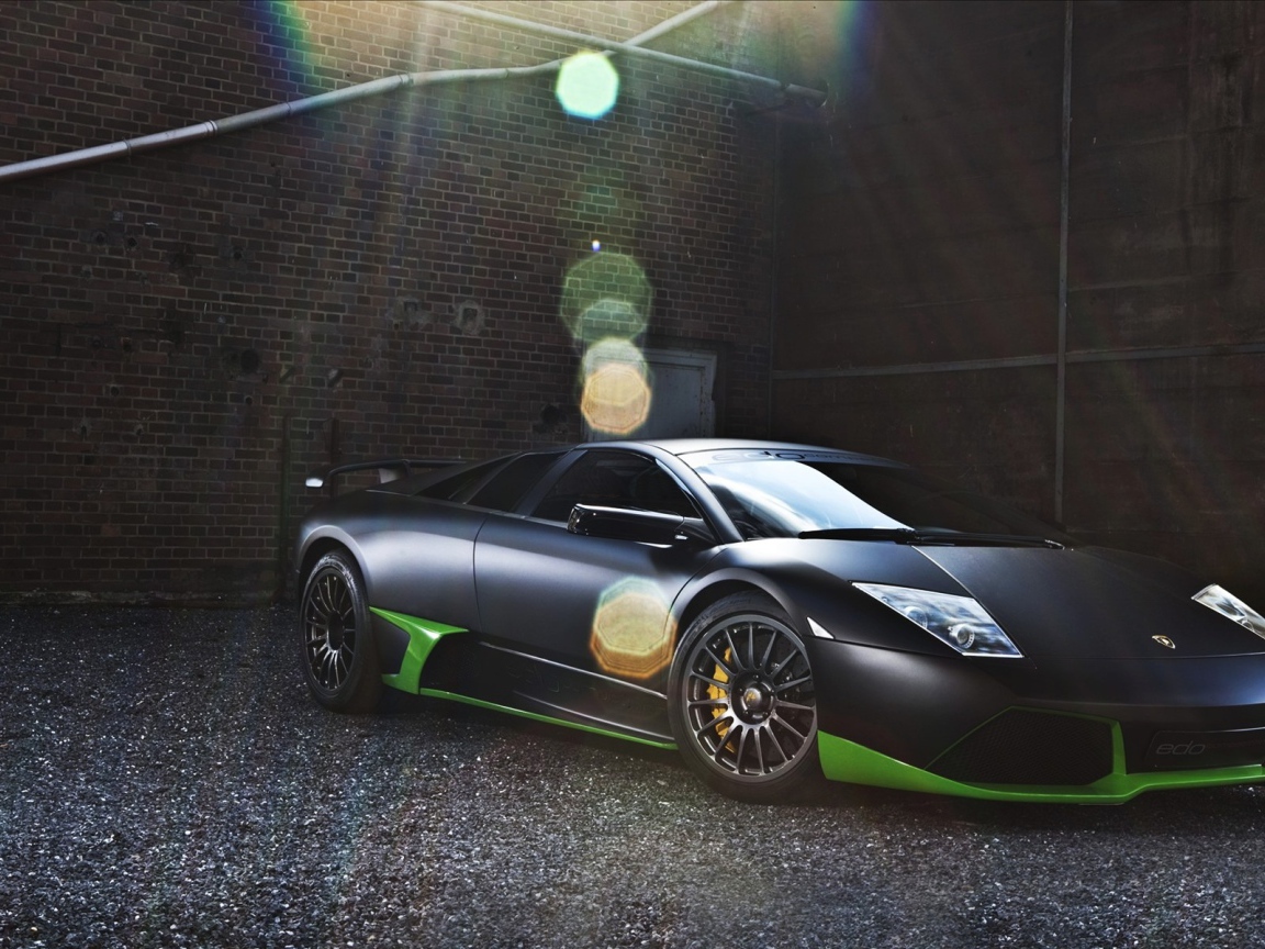 Машина Lamborghini lp750