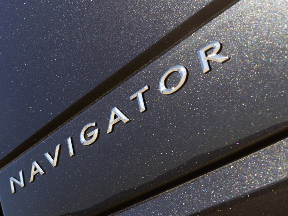 Дизайн автомобиля Lincoln Navigator 2014