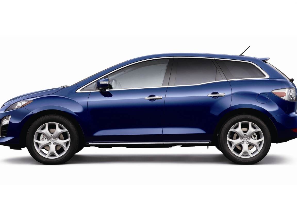 Новый автомобиль Mazda CX 7