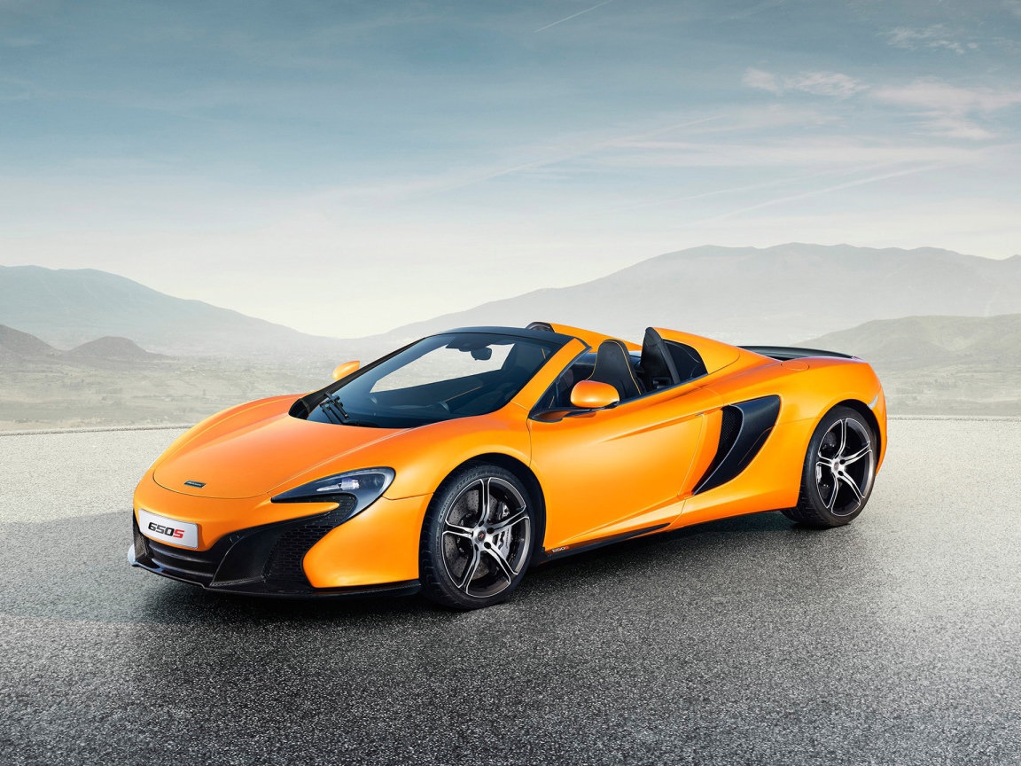 McLaren 650S 2015 год