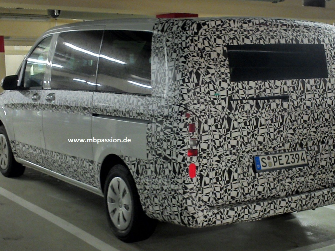 Новая машина Mercedes V-Class 2014