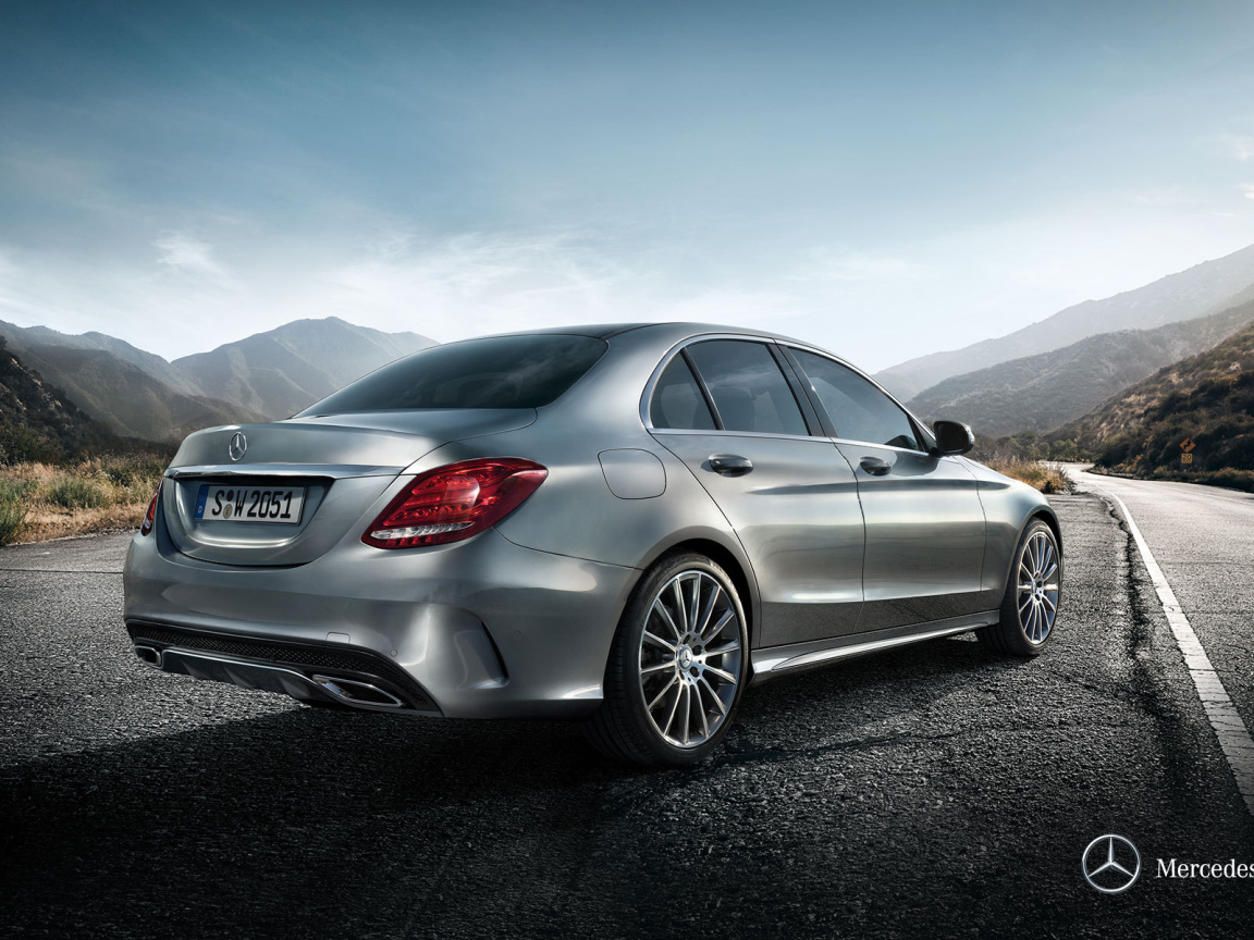 Тест драйв автомобиля Mercedes C-Class 2014