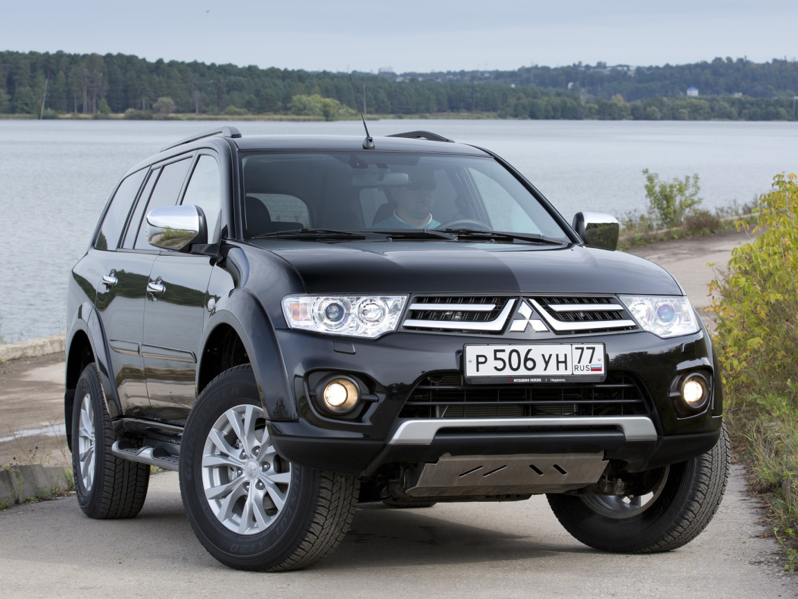 Надежный автомобиль Mitsubishi Pajero Sport