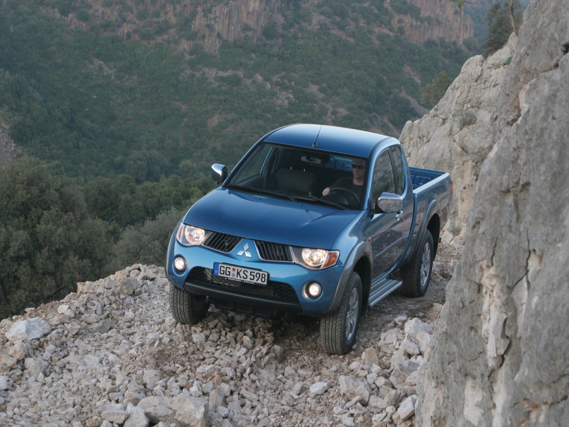 Тест драйв автомобиля Mitsubishi L200