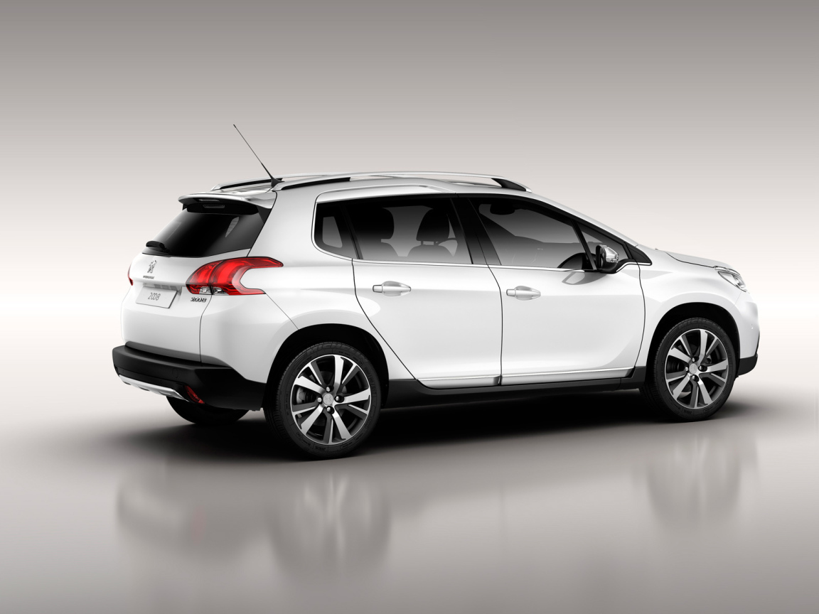 Тест драйв автомобиля Peugeot 6008 2014 года