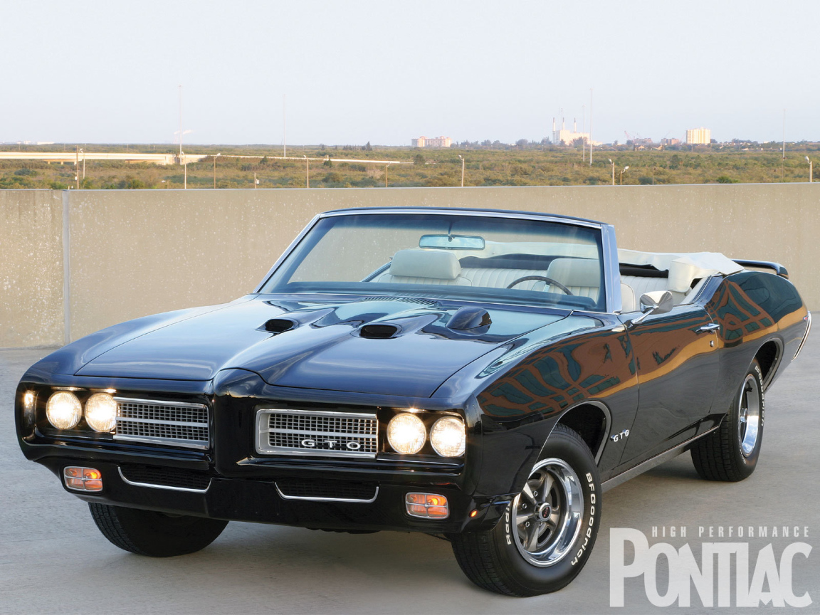 Автомобиль марки Pontiac модели GTO 1969