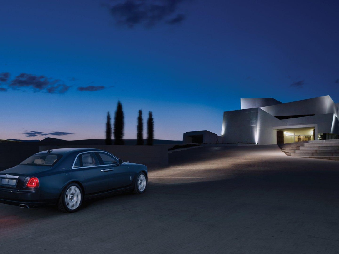  Новый автомобиль Rolls Royce Ghost