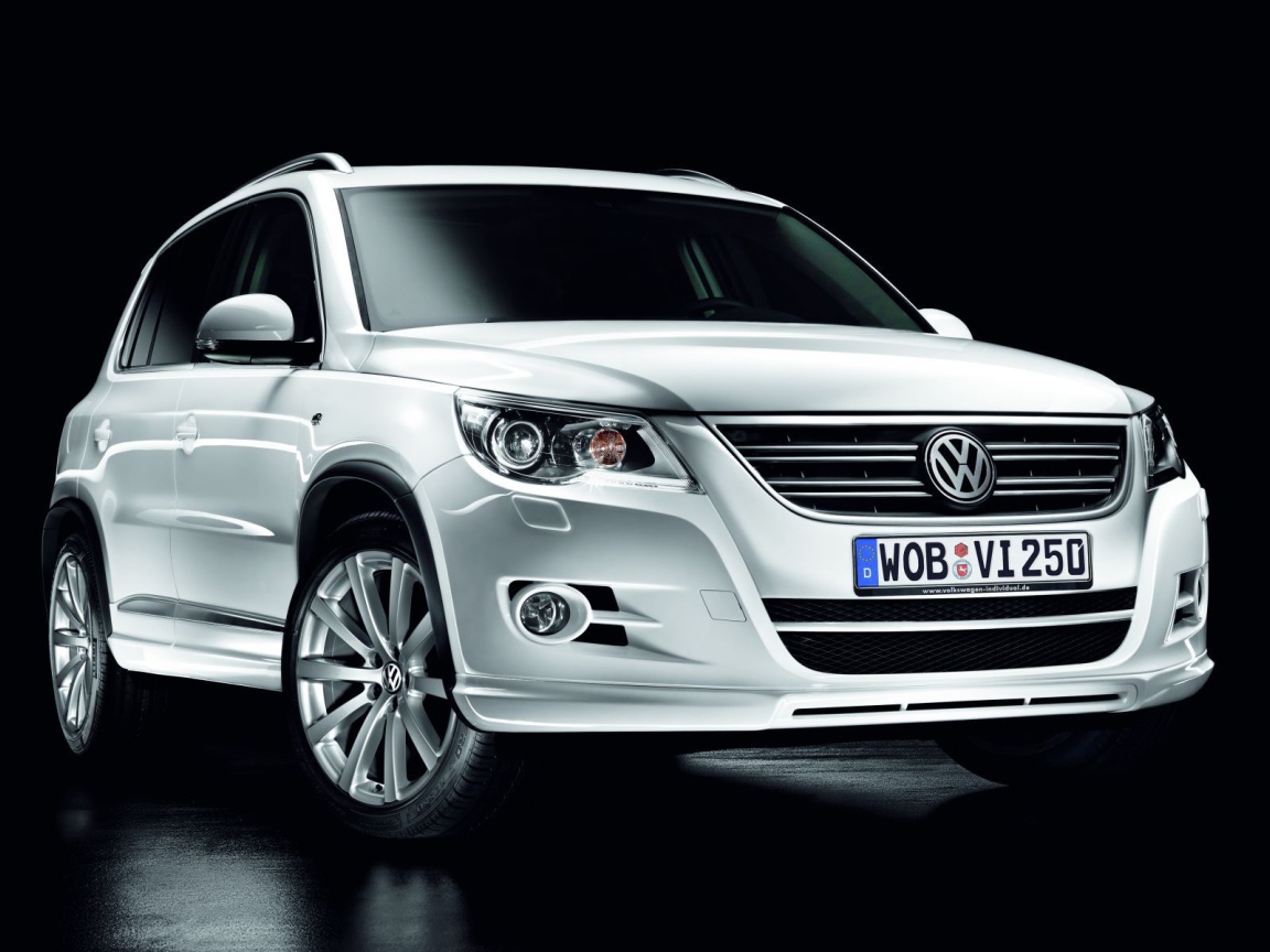 Фото автомобиля Volkswagen Tiguan