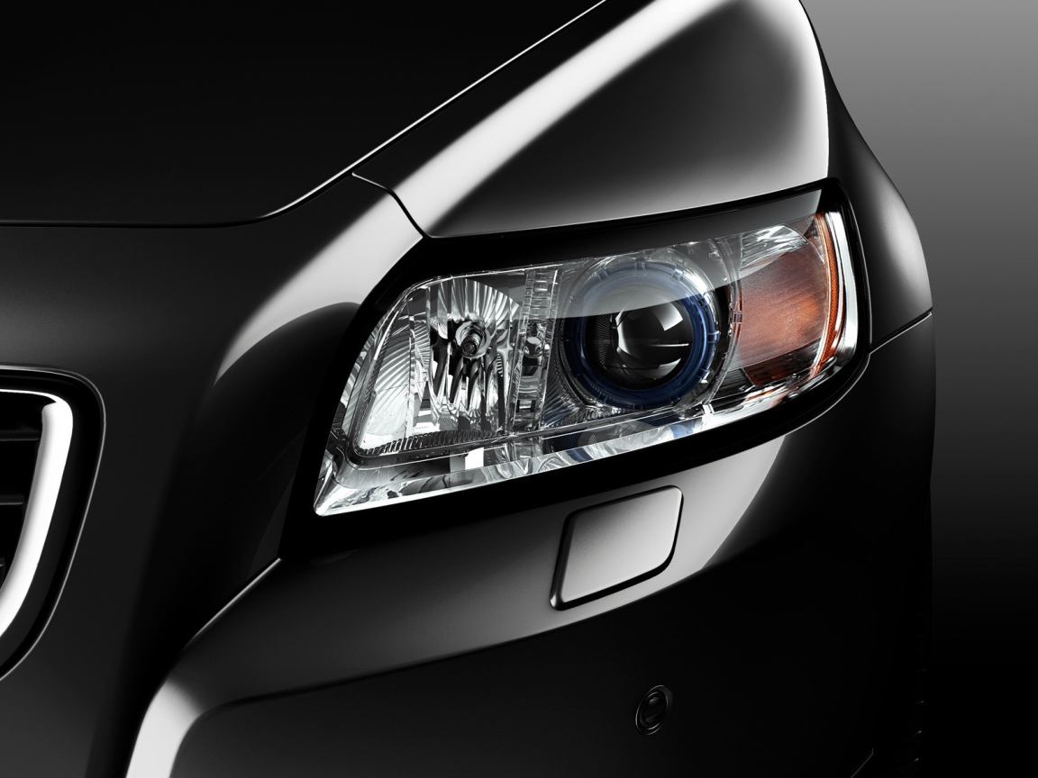 Дизайн автомобиля Volvo s40