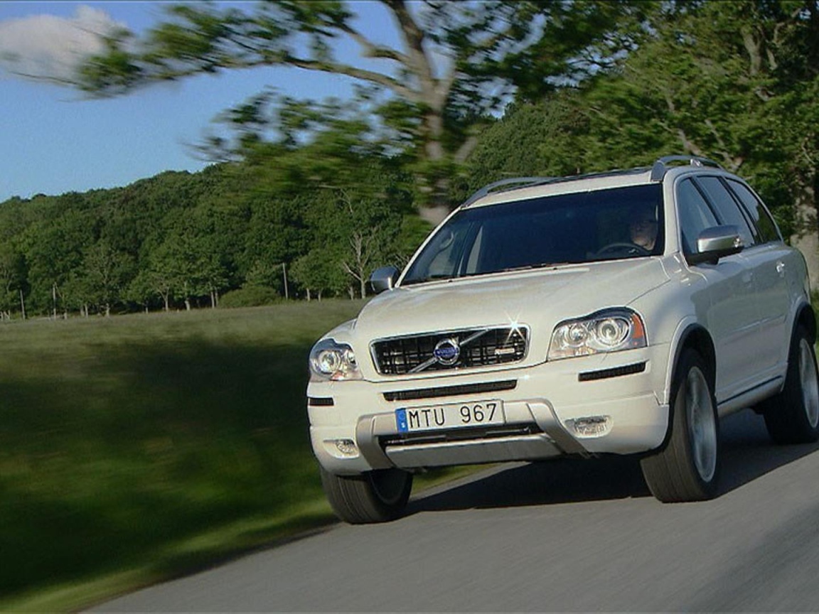 Надежная машина Volvo  xc90 2014