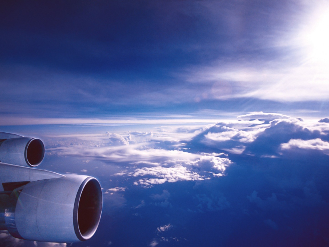 Полет над облаками