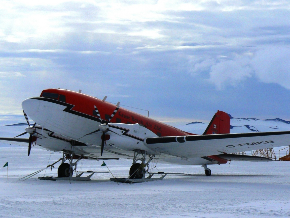 Самолет за полярным кругом