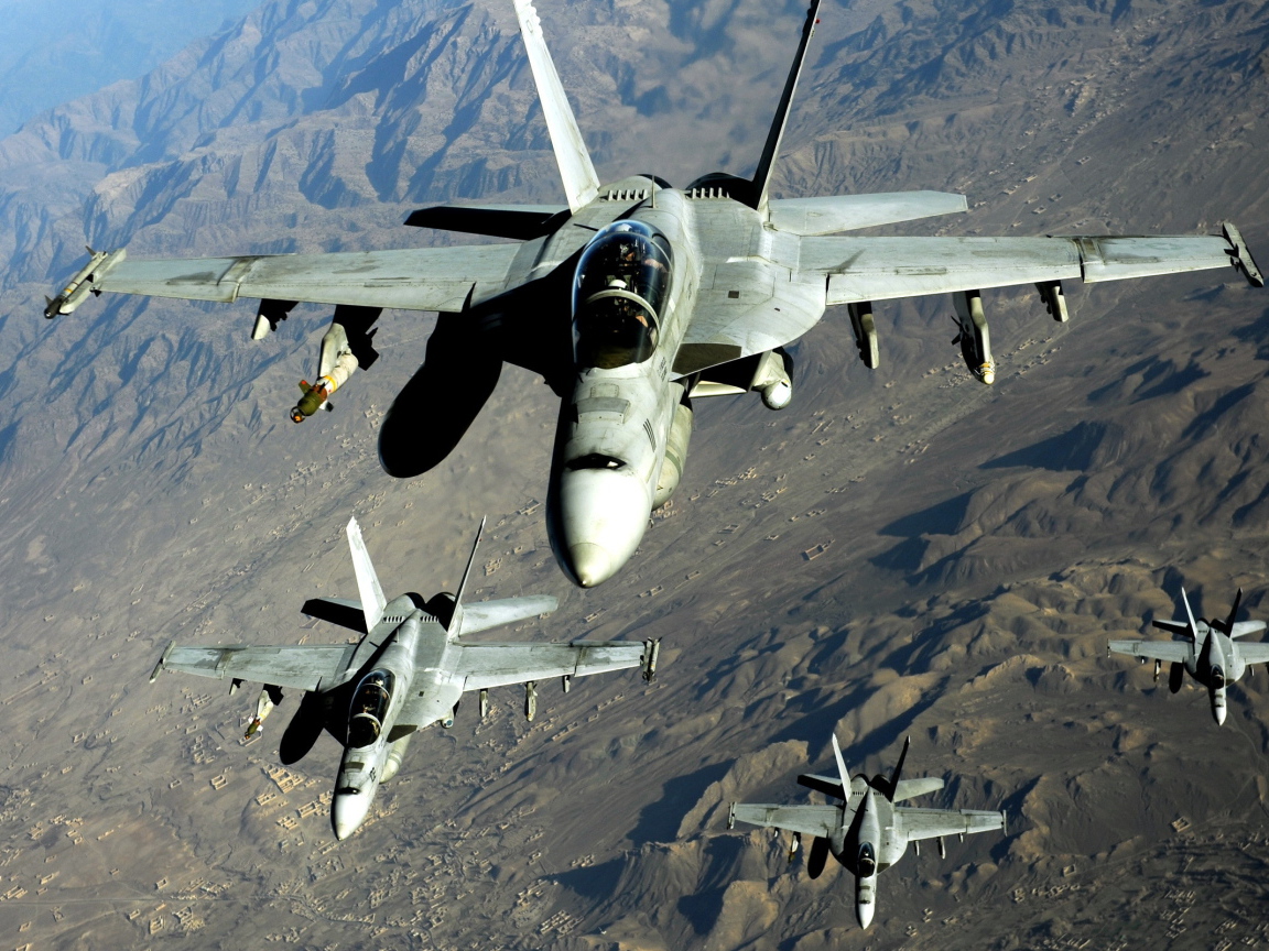 Самолеты над горами