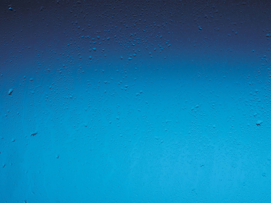 Капли на синем окне