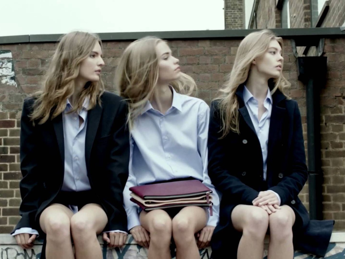 Одежда для девушек от Zara