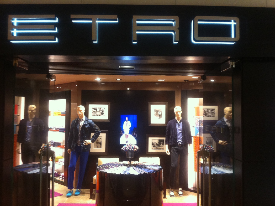 Бутик одежды Etro