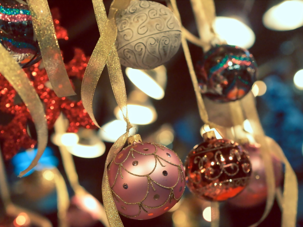 Шары на лентах