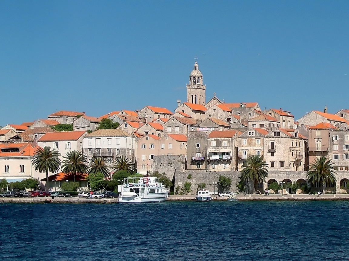 Город у моря