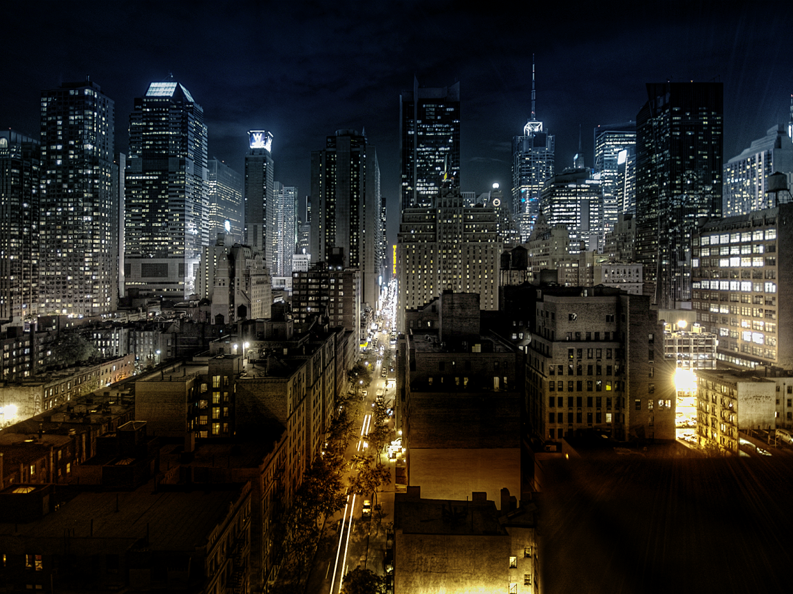 Ночной город и небоскребы