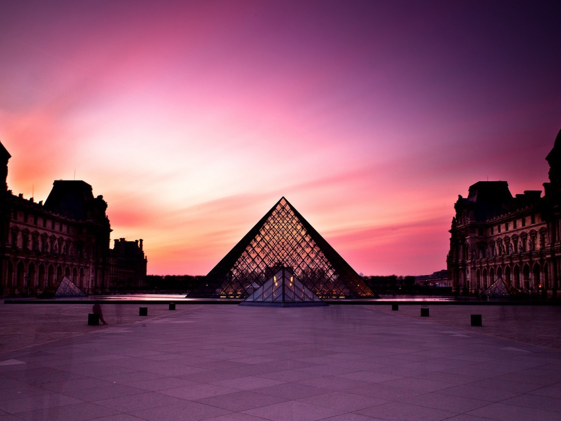 Закат в Париже