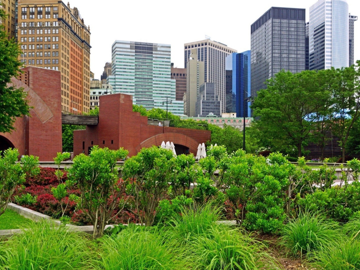 Зеленый уголок в Нью Йорке