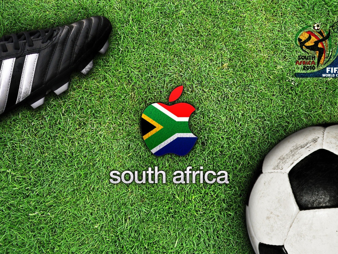 Apple в стиле футбола