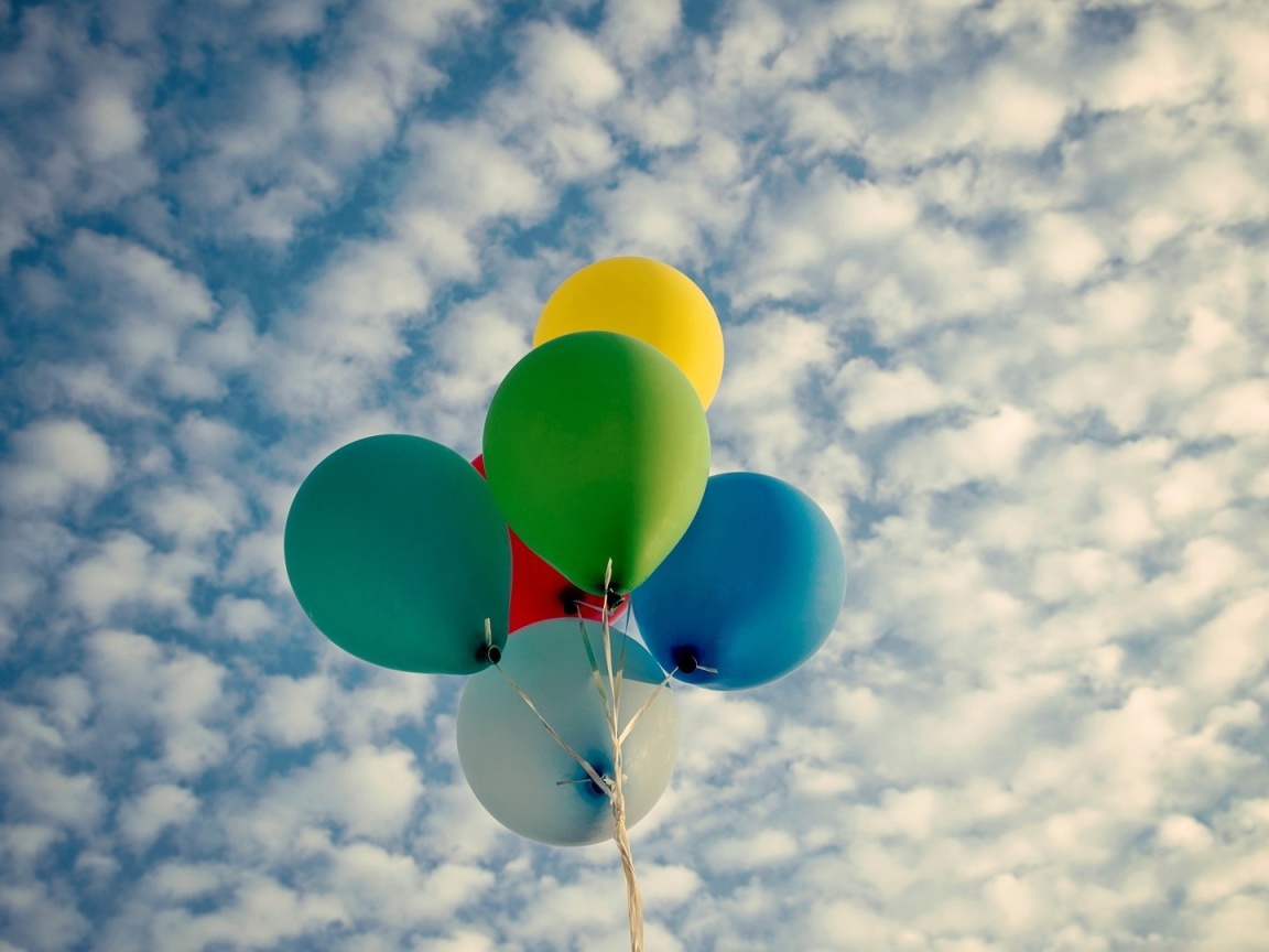 Воздушные разноцветные шары