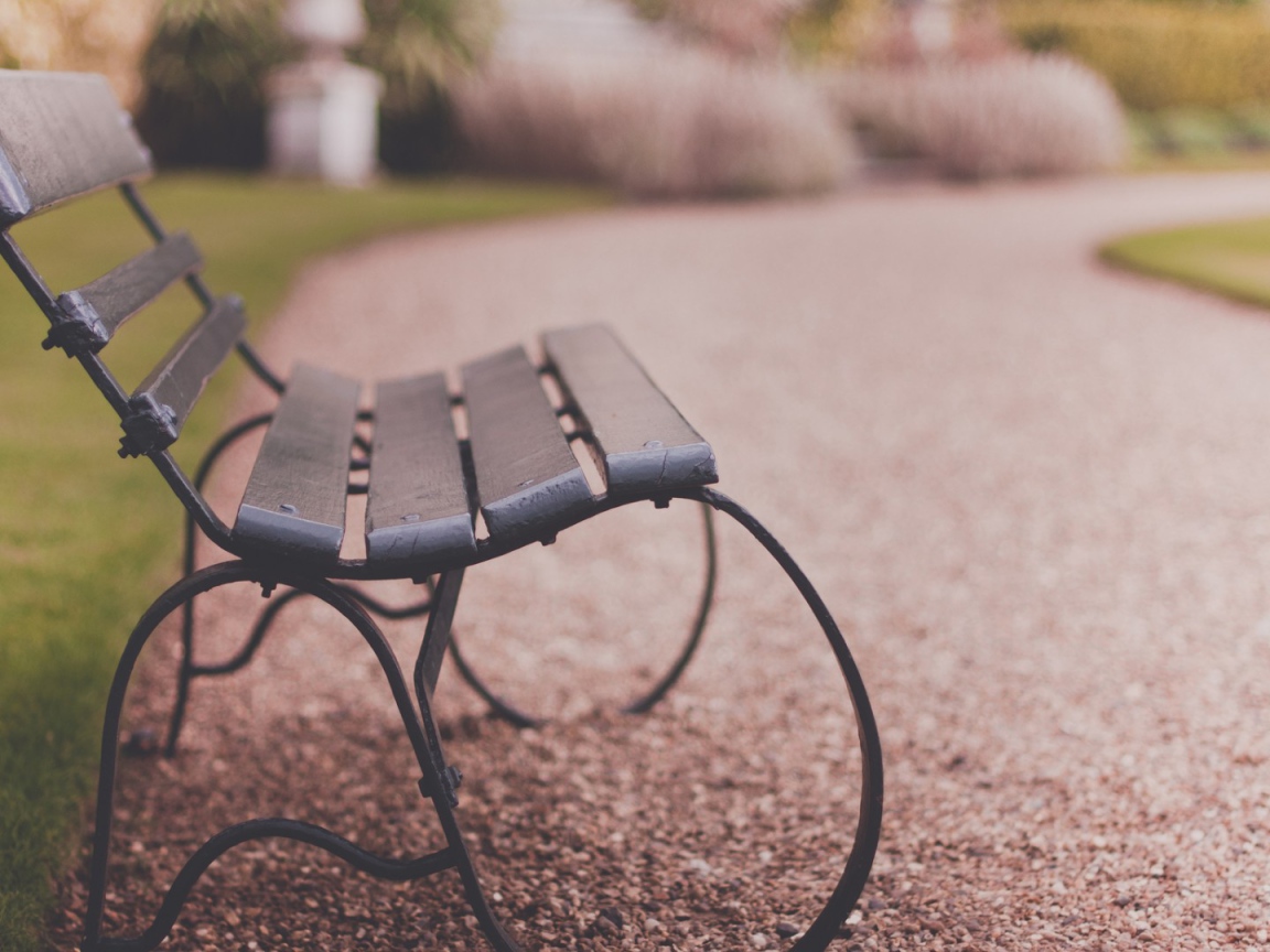 Cкамейка в парке