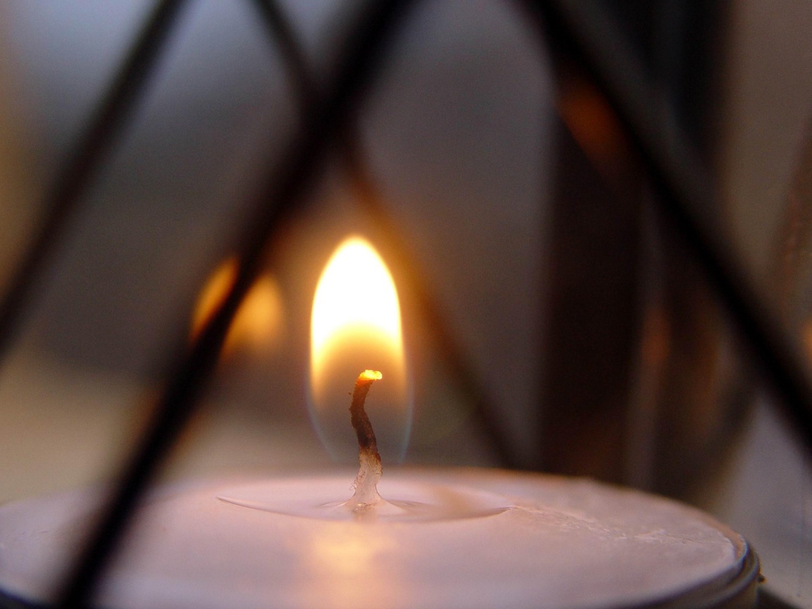 Огонь свечи