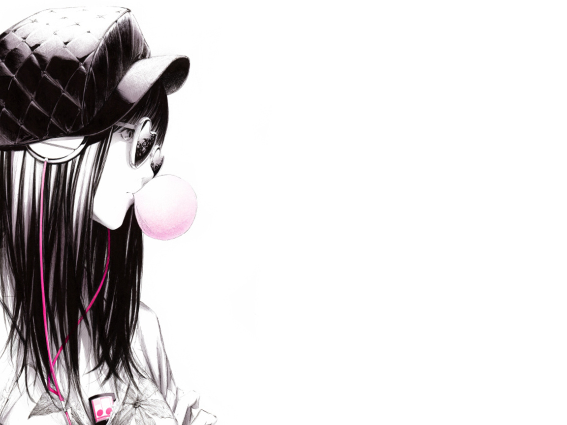 Девочка с наушниками и в кепке