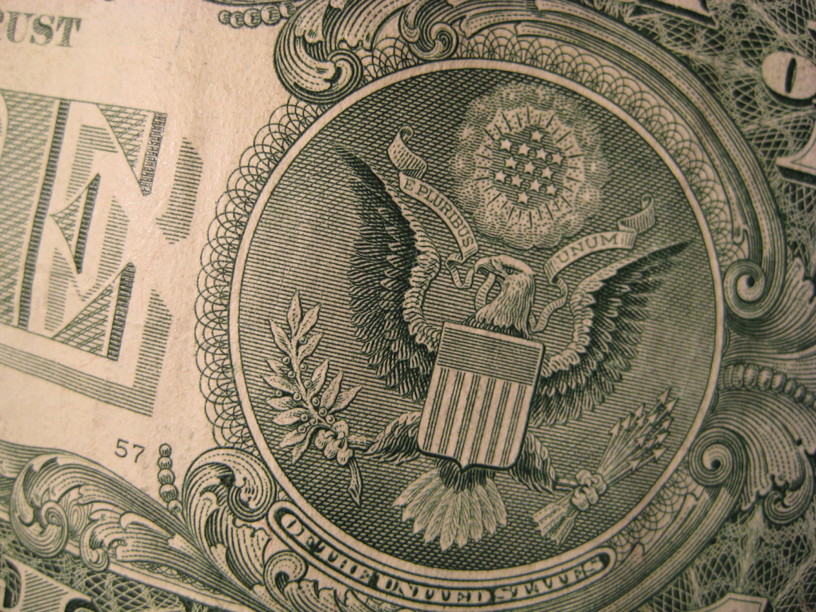Герб на долларе