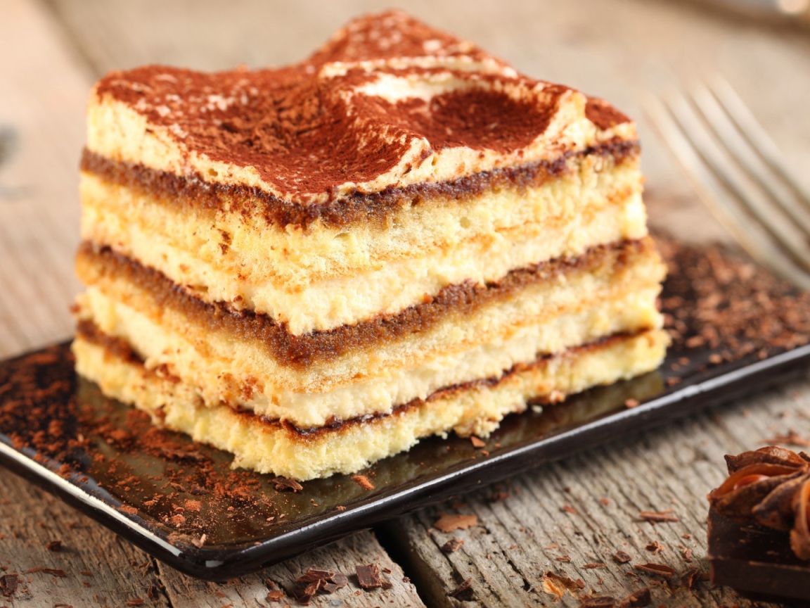 Сдобный торт с кремом