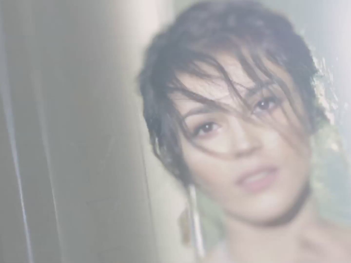 Популярная актриса Сати Казанова