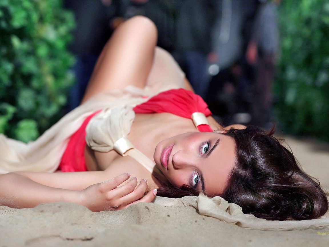 Красивая актриса Виктория Дайненко