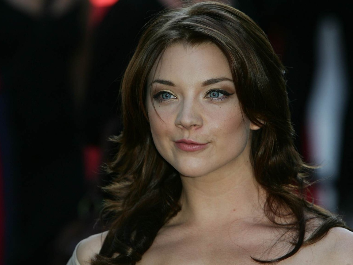 Популярная актриса Натали Дормер