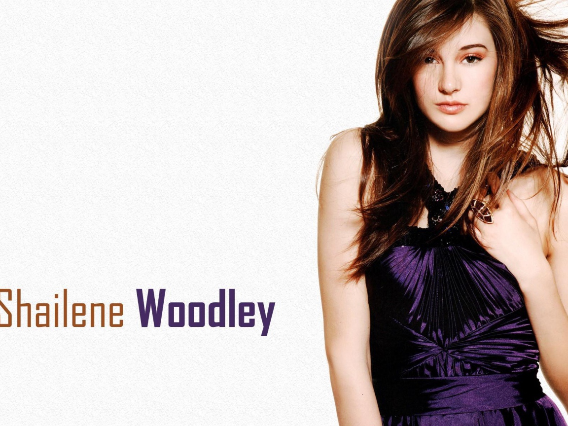 Кинозвезда Шейлин Вудли