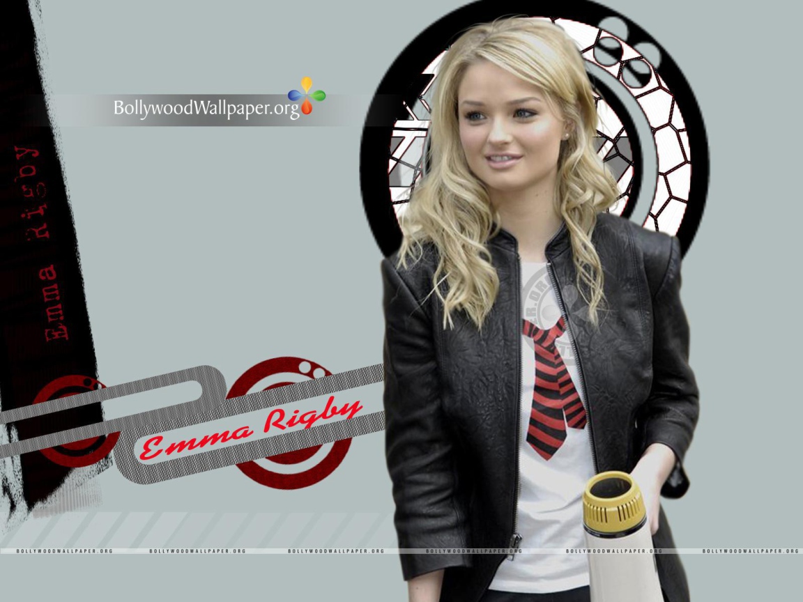 Популярная Эмма Ригби