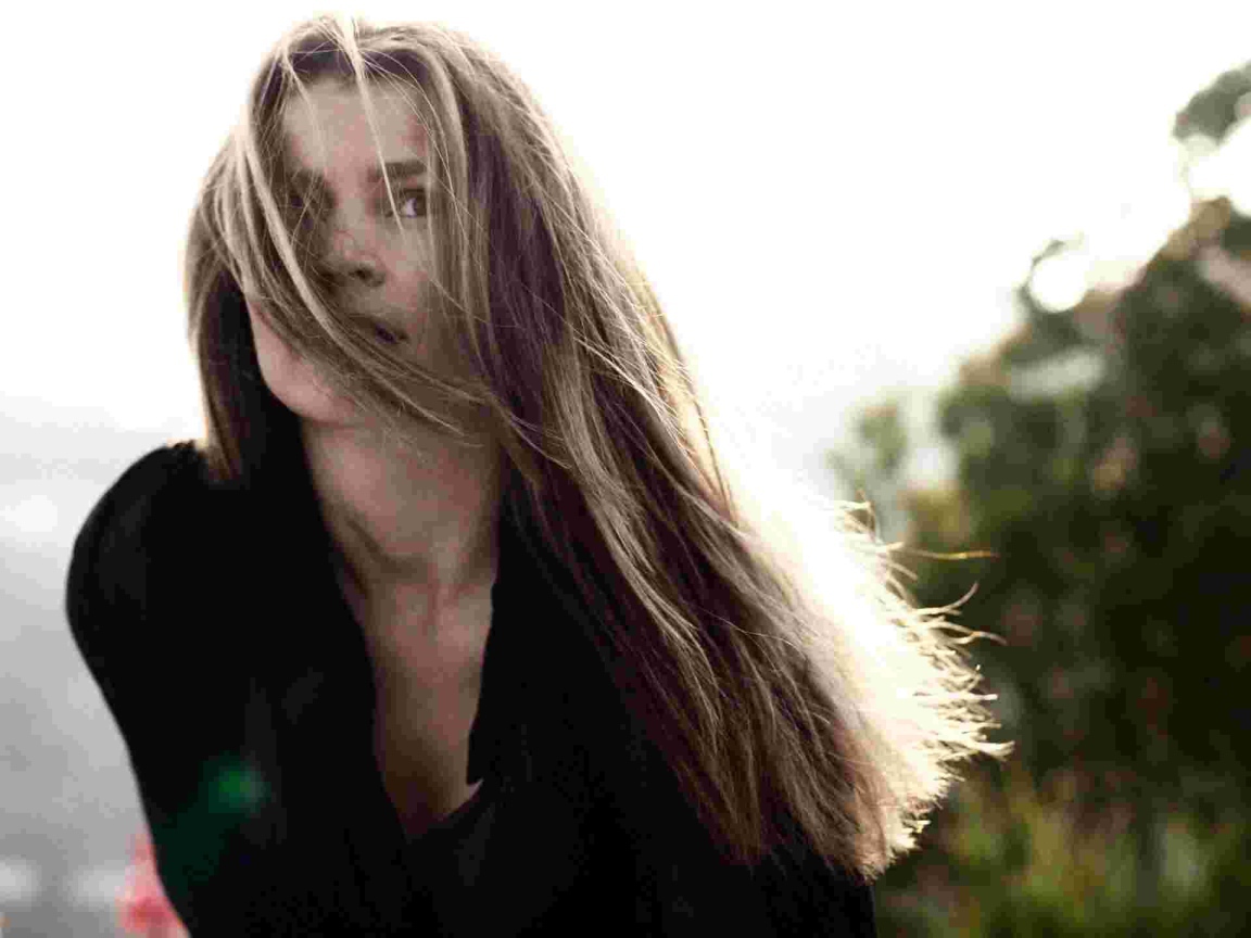 Актриса Юлия Михалкова