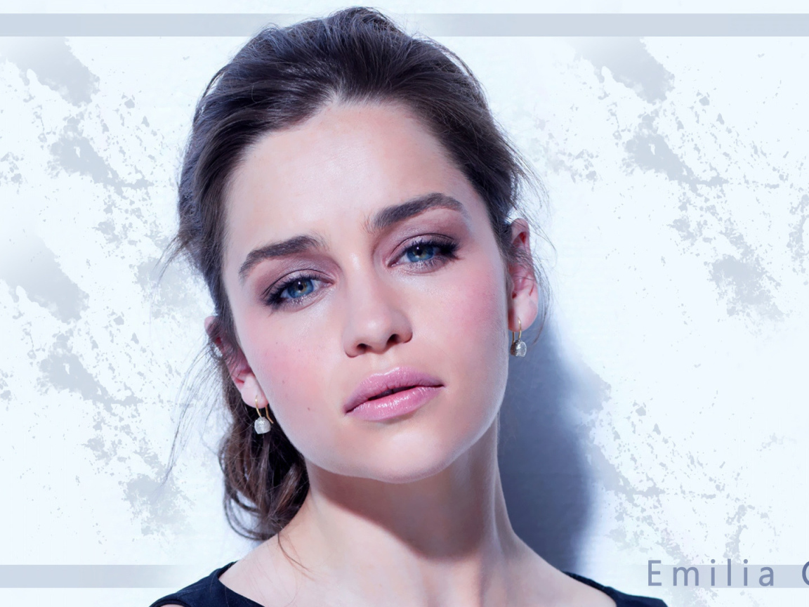 Популярная актриса Эмилия Кларк